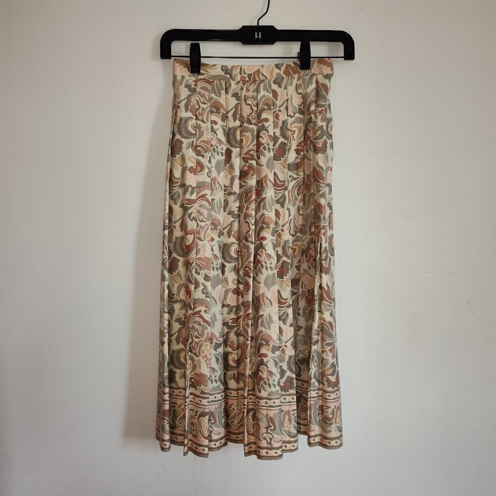 Ladies Petite SZ 4P Vintage JH Collectibles Ivory Silk Skirt